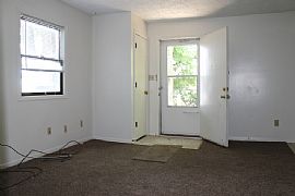 1327 North Woodburn Avenu .,$500 in Bloomington, IN (Photo 8 of 9)