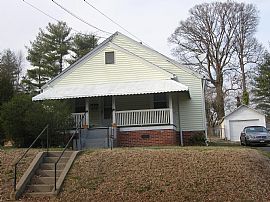 2 Br Near Forsyth Hospital in Winston Salem, NC