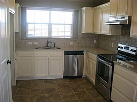 3 Bed 2 Bath 2 Car Garage in Oklahoma City, OK (Photo 2 of 8)