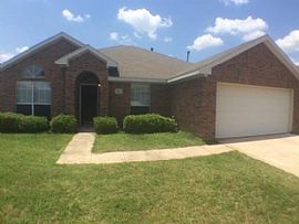  Great 3 Bedroom, 2 Bath Home Located in The Heart of Cedar Hil in Cedar Hill, TX