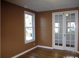 Super Great 2 Beds 1.5 Bath in Rochester, NY (Photo 4 of 10)