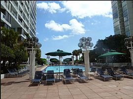 Beautiful and Spacious Condo with 3 Bd 2 Bath in Miami, FL (Photo 8 of 10)