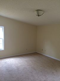 Adorable 3bedroom and 2bath House Perfectly For You and Family  in Charlotte, NC (Photo 10 of 12)