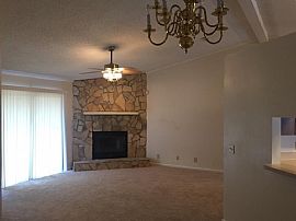 Immaculate Charming 3 Bedroom, 2 Bath Home in Jacksonville, FL