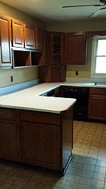 Come See This Beautiful 3bedroom and 2bath Overland Park Home in Overland Park, KS