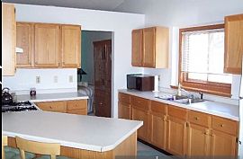 Great Cond'T and Spacious 4 Beds/2bas/2gar in Farmington, MN (Photo 4 of 8)