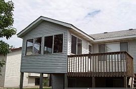 Great Cond'T and Spacious 4 Beds/2bas/2gar in Farmington, MN (Photo 8 of 8)