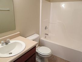 Immaculate Charming 4bdrm 2.5bths Single Family Home in Indianapolis, IN (Photo 5 of 9)