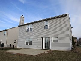 Immaculate Charming 4bdrm 2.5bths Single Family Home in Indianapolis, IN (Photo 7 of 9)