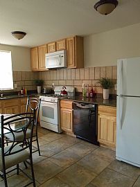 3 Bedroom Apartment Drexel/university City in Philadelphia, PA (Photo 2 of 6)