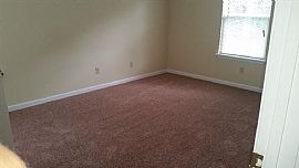 Spacious Freshly Painted 3 Bed 2 Bath in The Quiet Neighborhood in Lexington, KY (Photo 4 of 7)
