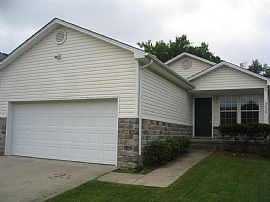 Spacious Freshly Painted 3 Bed 2 Bath in The Quiet Neighborhood in Lexington, KY (Photo 7 of 7)