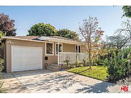 Warm and Inviting, Recently Remodeled, Very Appealing 2 Bed/2 B in Los Angeles, CA