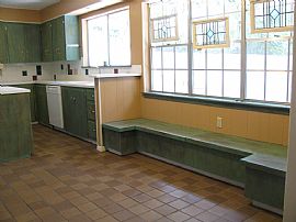 Oversized 4 Bedroom Home Close to Various Amenities  in Austin, TX (Photo 4 of 12)