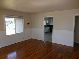  2 Bedroom Home, with Large Shop Next Door For Rent in Gresham, OR (Photo 2 of 9)