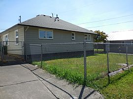  2 Bedroom Home, with Large Shop Next Door For Rent in Gresham, OR (Photo 9 of 9)