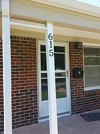 Beautiful and Nice 3 Bed, 1 Bath Home in a Peaceful Environment in Wichita, KS (Photo 3 of 6)