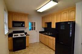 Cute 3 Beds 1 Bath 1,030 Sqft Home Located in Rosewood Close To in Columbia, SC (Photo 5 of 11)