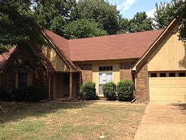 This Great 3 Bed, 2 Bath Home in South East Memphis in Memphis, TN (Photo 7 of 7)