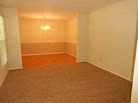 Three Bedroom and Two Full Bath Brick Ranch Style Home in Charlotte, NC (Photo 4 of 12)