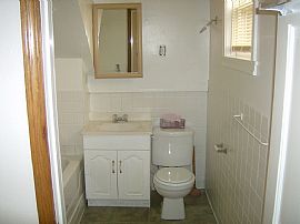 A Spectacular 2-Story, 4 Br, 2 Ba Home, Hardwood Floors in Minneapolis, MN