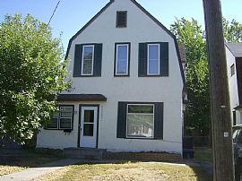 A Spectacular 2-Story, 4 Br, 2 Ba Home, Hardwood Floors in Minneapolis, MN (Photo 4 of 10)