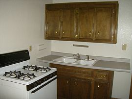 A Spectacular 2-Story, 4 Br, 2 Ba Home, Hardwood Floors in Minneapolis, MN (Photo 8 of 10)