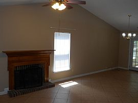 Wonderful Charming Cute 3 Bedrooms 2baths in Charlotte, NC (Photo 3 of 11)