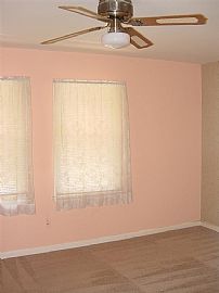 Nice 3 Beds 1 Bath Single Family Home in Cincinnati, OH (Photo 4 of 9)