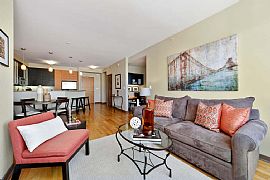 A Modern One Bath One Bath Apartment in Nob Hill Down San Franc in San Francisco, CA (Photo 2 of 6)