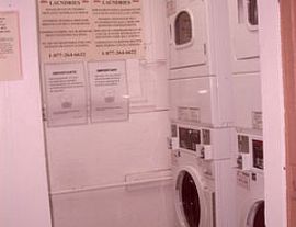 One Bedroom Close to St. Thomas University in Houston, TX (Photo 8 of 9)