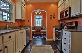 Ultra Nice and Cute 3 Bedroom, 3 Bath Bungalow in Quiet, Desira in Louisville, KY (Photo 2 of 12)