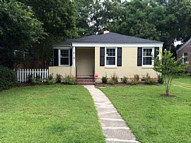 3 Bedroom 2 Bath House in Byrnes Down in Charleston, SC (Photo 10 of 11)