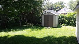 A Charming Home You Don'T Miss Out on This 3 Bedroom, 1 Bath in Des Moines, IA (Photo 5 of 10)