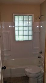 A Charming Home You Don'T Miss Out on This 3 Bedroom, 1 Bath in Des Moines, IA (Photo 6 of 10)