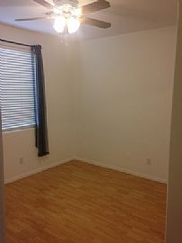 This Spacious 3 Bedroom Has a Great Floor Plan in a Calm Enviro in Las Vegas, NV (Photo 9 of 10)