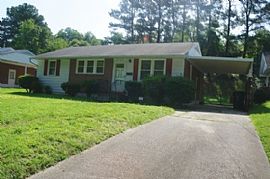 Beautiful 3 Bedroom/1 Bathroom Home in Biltmore Hills in Raleigh, NC (Photo 2 of 9)