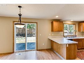 Come View This Wonderful, Low Traffic Conveniently Located Home in Vancouver, WA (Photo 2 of 5)