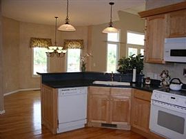  Wonderful Open Split Bedroom Floor Plan Has Over 3400 Sq Ft On in Springfield, MO (Photo 7 of 9)