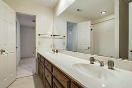 This Is a Fabulous Light, Bright and Spacious 4 Bedroom 3.1 Bat in Plano, TX (Photo 4 of 10)