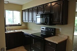 Pretty Cute House  in Indianapolis, IN (Photo 6 of 7)