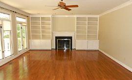 Great 3 Bedroom 2 1/2 Bath Home Located in The Inverness Area in Birmingham, AL (Photo 3 of 9)