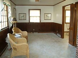 Walk to Brookside From This Home! in Kansas City, MO (Photo 5 of 5)