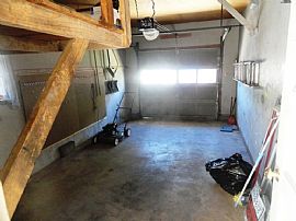 Spacious Beautiful 3bedrooms on Quiet, Private, Mature Street in Colorado Springs, CO (Photo 11 of 12)