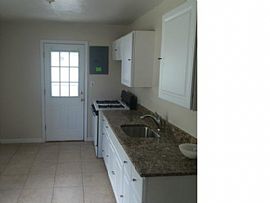 Great 3 Bedroom and 1 Bath Ranch For Rent in Warren in Warren, MI (Photo 5 of 11)