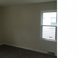 Great 3 Bedroom and 1 Bath Ranch For Rent in Warren in Warren, MI (Photo 9 of 11)