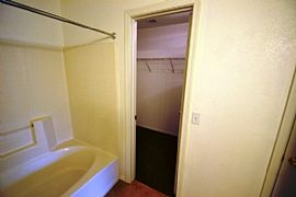 Enjoy Your Days in This Beautiful 3 Beds and 2 Baths Phoenix Ho in Phoenix, AZ (Photo 7 of 12)