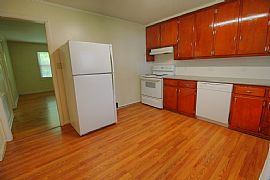 Cozy 2 Bedroom Duplex Near Downtown Durham! in Durham, NC (Photo 3 of 4)