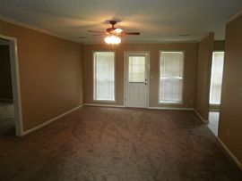  3bedroom and 2 Bath House Awesome Rennovational in Jonesboro, AR (Photo 2 of 7)