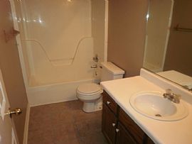  3bedroom and 2 Bath House Awesome Rennovational in Jonesboro, AR (Photo 5 of 7)